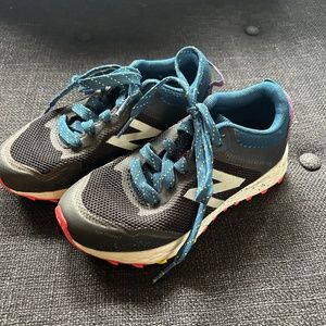 Boys New Balance tennis shoes size 12!